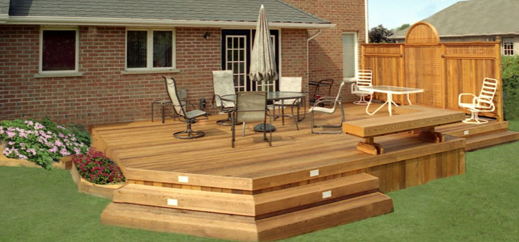 Cedar Composite Decking in Glendale, CA