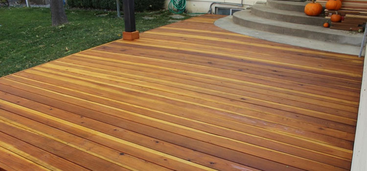 Smooth Redwood Decking in Glendale, CA